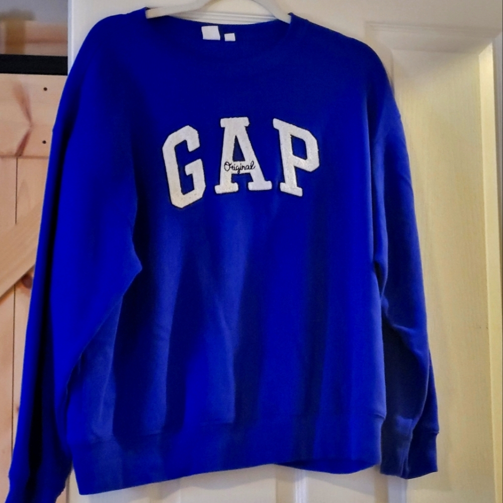 Gap Sweater